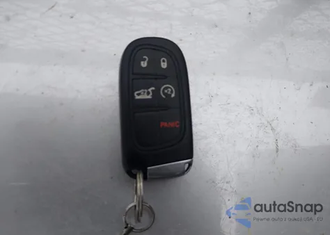 2015 Jeep Cherokee Trailhawk z USA, uszkodzony, nr VIN 1C4PJMBS2FW680300